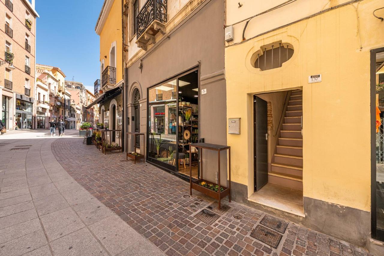 Promenade Boutique Rooms - City Centre カリアリ エクステリア 写真